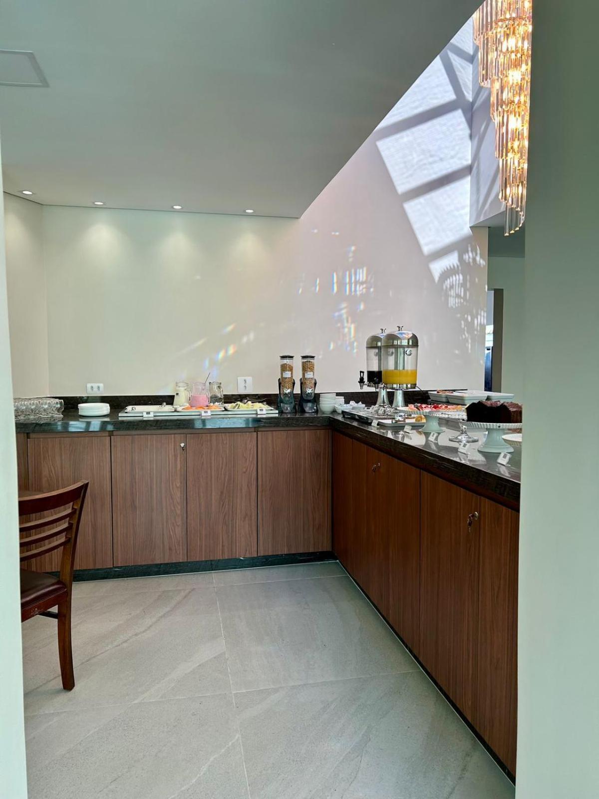 Hotel Alji إنداياتوبا المظهر الخارجي الصورة
